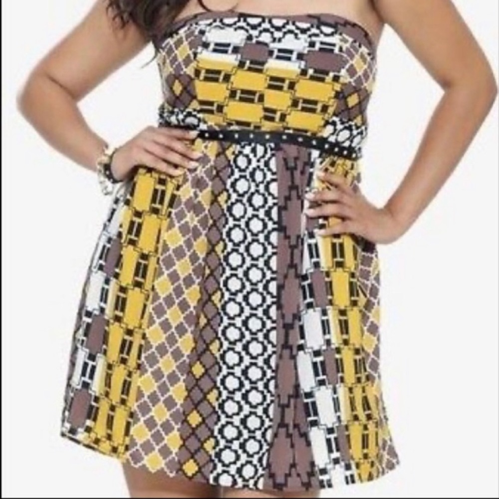 Torrid plus size dress strapless boho Aztec print brown yellow size 14 US - Picture 14 of 15